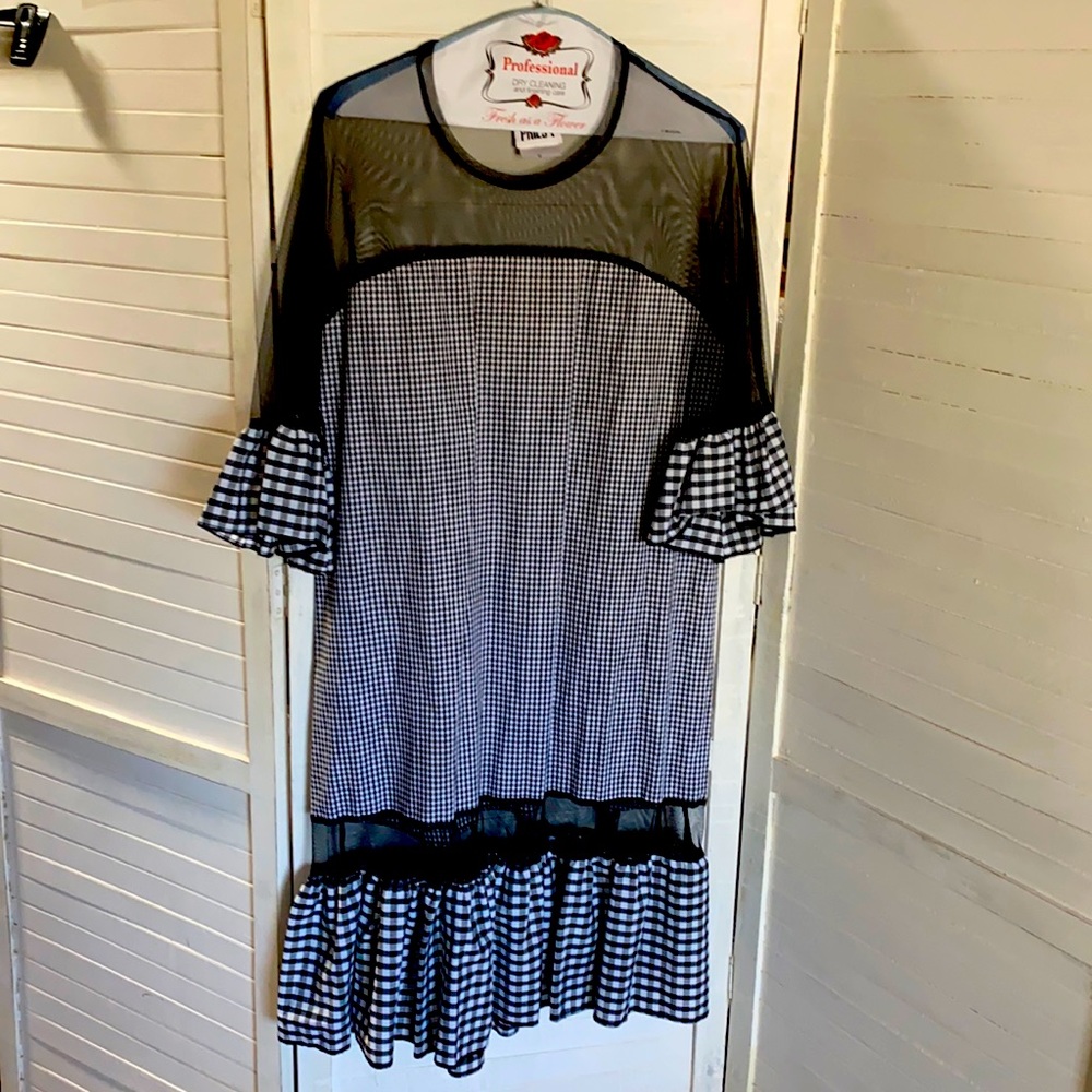 Ragged priest vintage dress size small